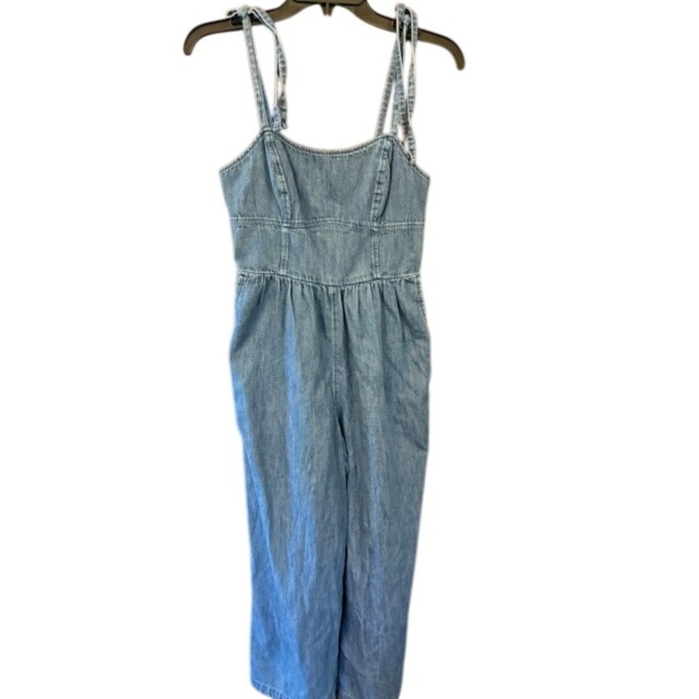 Old Navy Denim Jumpsuit Women Size S Blue Excellent Tie Shoulder Smocked‎ Back